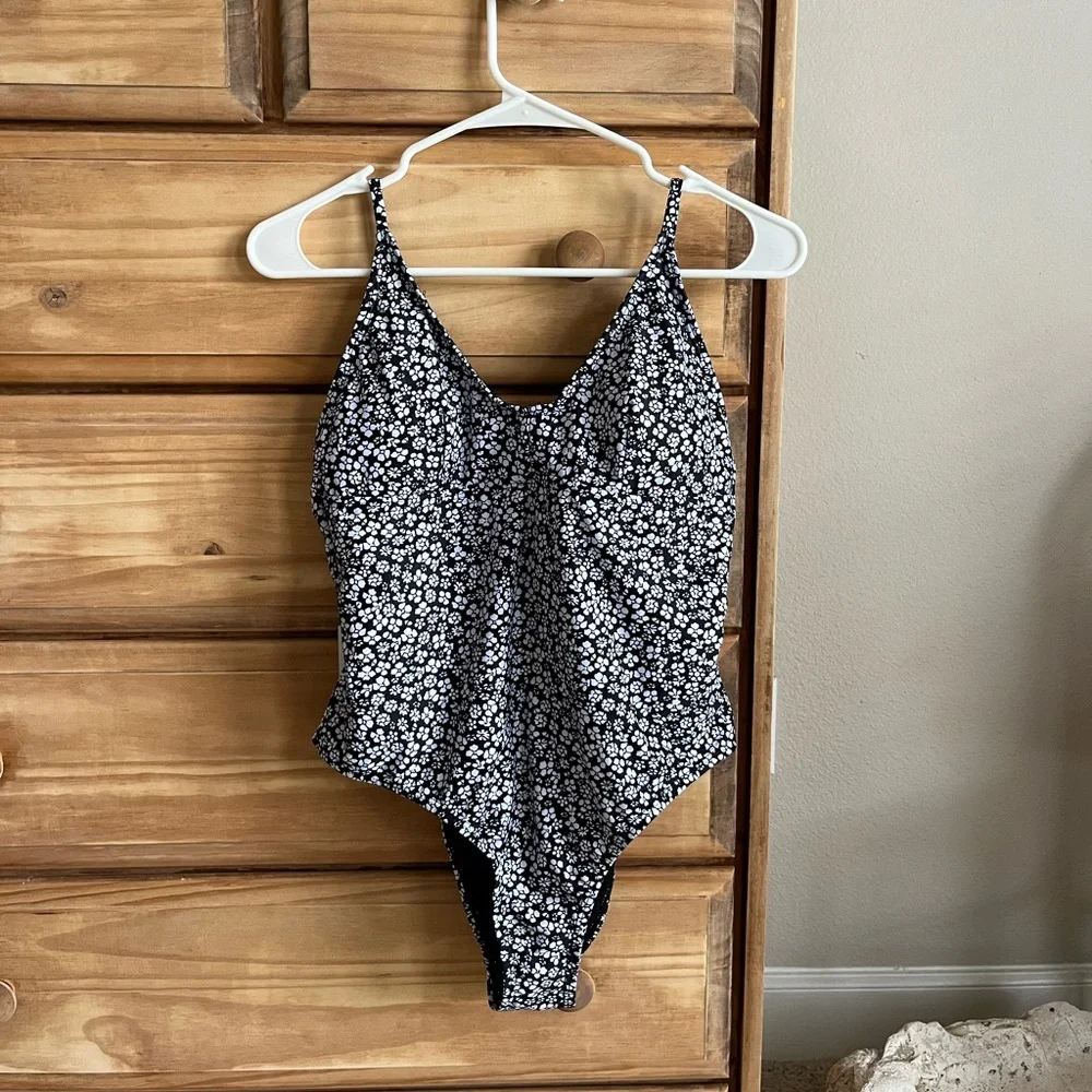 ASOS Swimsuit - Picture 3 of 7